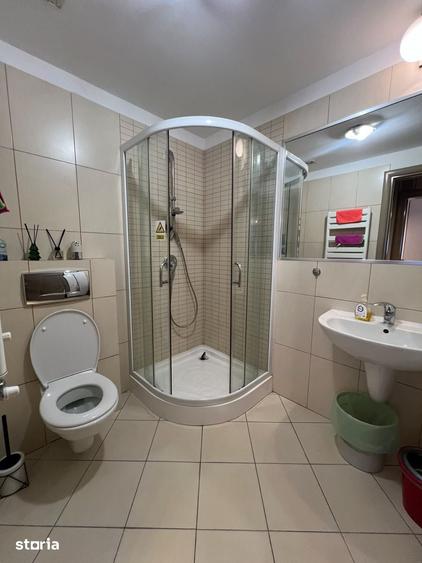 Apartament cu 3 camere decomandat în Herăstrău
