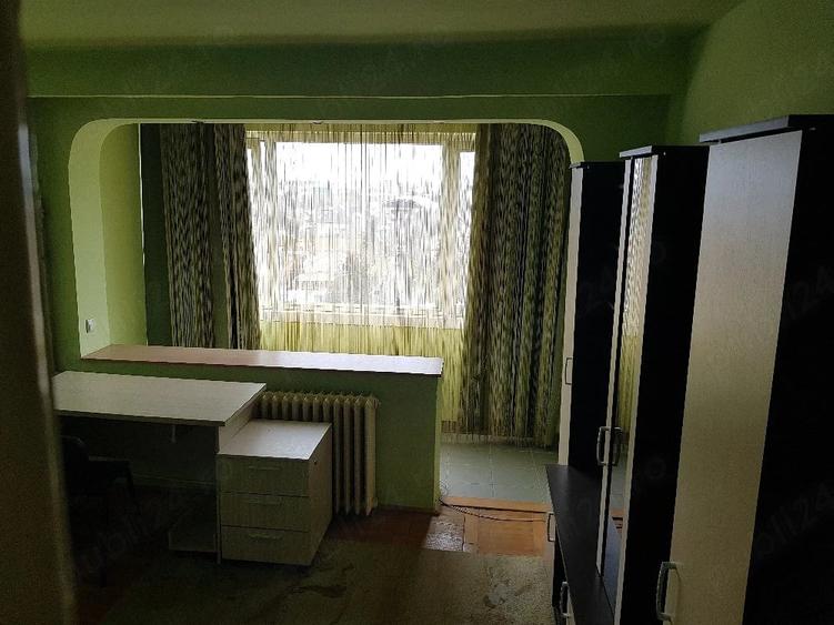 Apartament cu 2 camere decomandat în Complex Studențesc