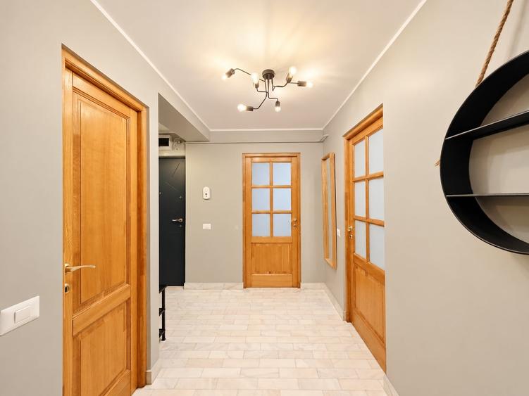 Apartament cu 2 camere decomandat în Mazepa 1