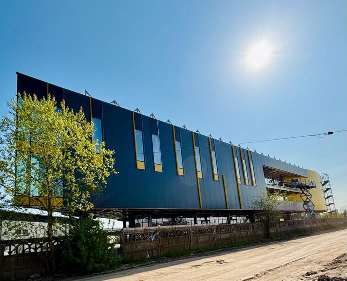 Spațiu comercial, de 6,000 mp, în Militari