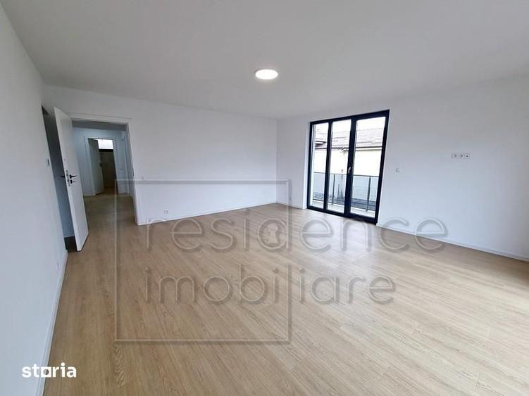 Casă cu 6 camere cu Teren 300 Mp în Gheorgheni