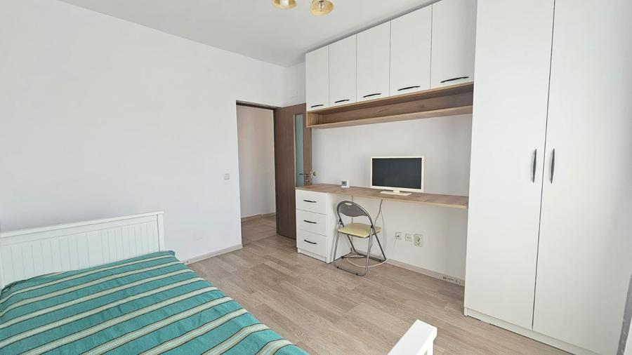 Apartament cu 3 camere decomandat în Chiajna