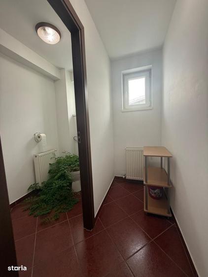 Spațiu comercial, de 367 mp, în Central