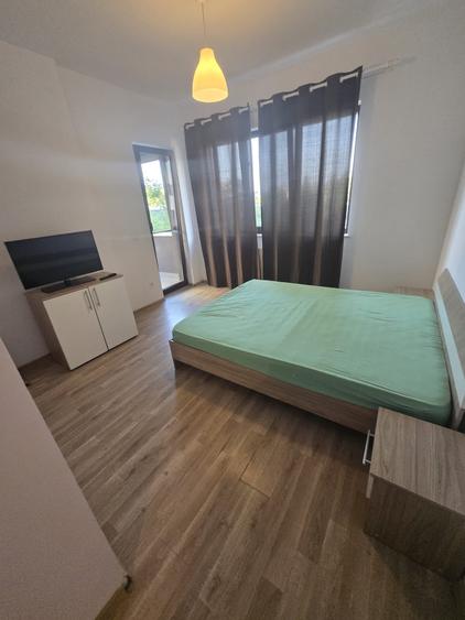Apartament cu 2 camere decomandat în Berceni