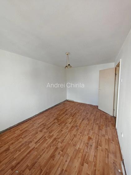 Apartament 2 camere decomandat, loc parcare cu copertina