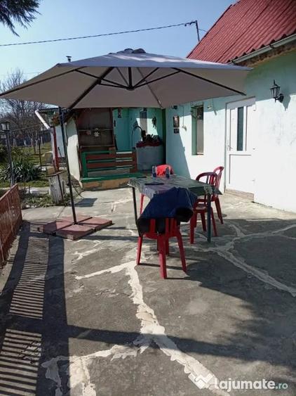 Casă cu 2 camere în Țichindeal