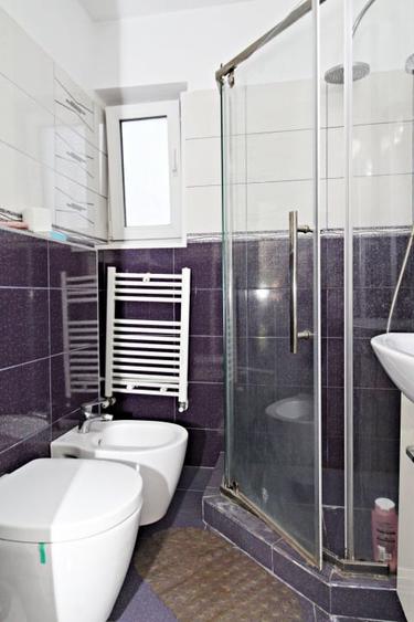 Apartament cu 2 camere circular în City Park Mall
