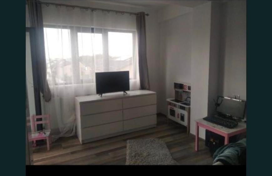 Apartament cu 2 camere decomandat în Malu Mare
