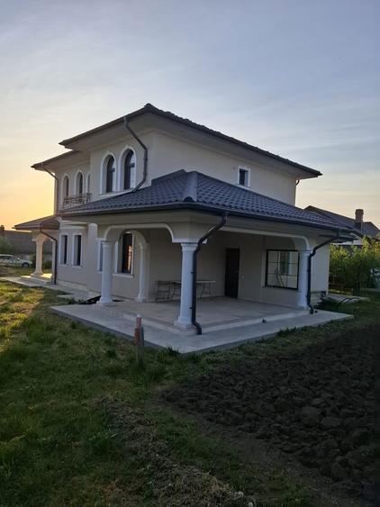 Vand vila P+1E si anexa - 7