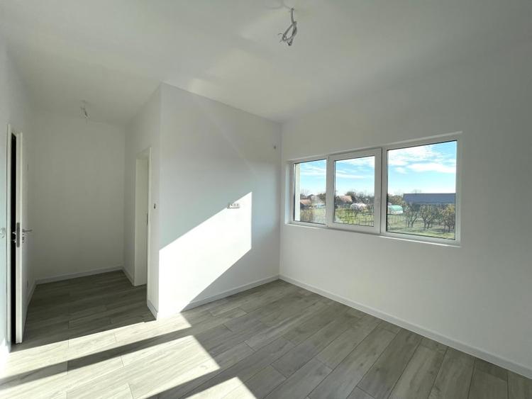 Duplex 4 camere 115mp centru Mosnita - 6