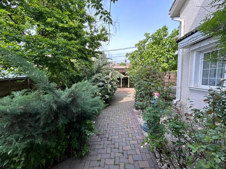 Locuință de 150 mp utili cu curte 150 mp și parcare dublă, Aeroport Baneasa - 9