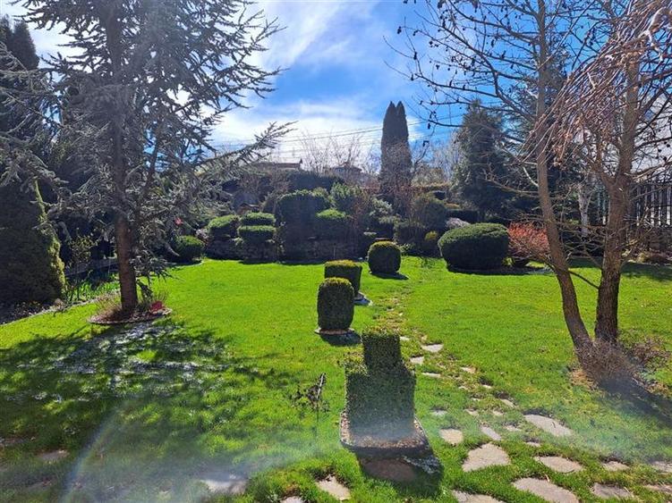 Casa de inchiriat, mobilata si utilata, situata in cartierul Europa! - 2