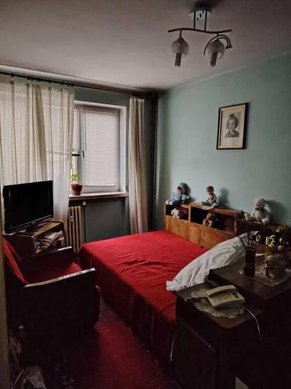 Drobeta Turnu Severin Str. Traian, langa Primarie - 6