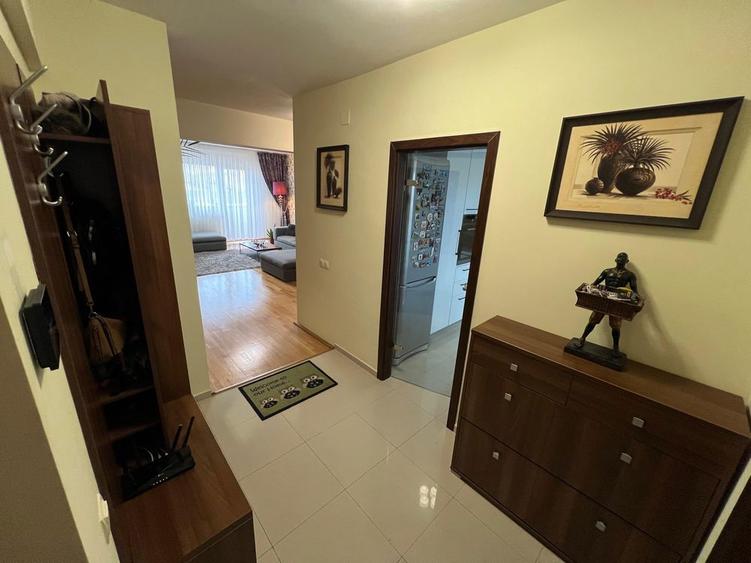 Apartament 3 camere, Eroii Revolutiei - 7