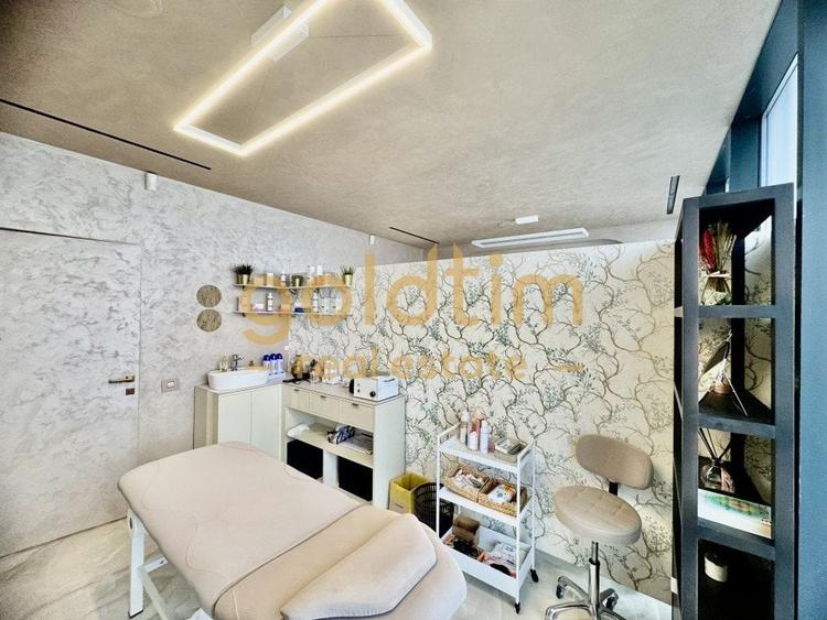 SPATIU VITRINA/ PRETABIL SALON INFRUMUSETARE - 24