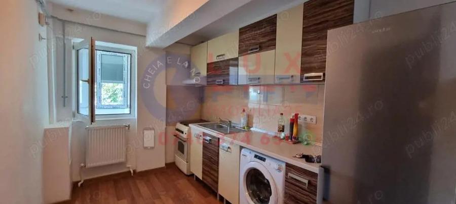 ID 472 DE INCHIRIAT: Apartament 2 camere - 3