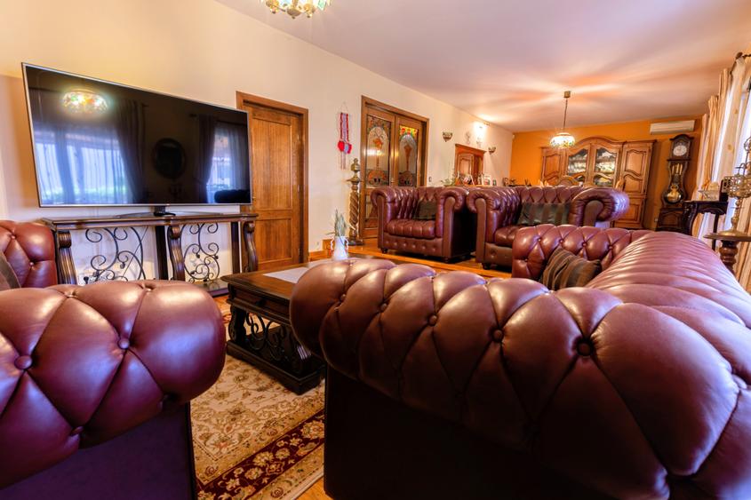 Vilă S+P+M, 2 fronturi stradale, ideală locuit/birouri/clinică, grădiniță, etc - 6