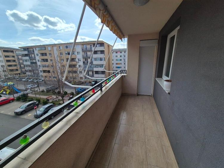 Vând apartament cu 3 camere,loc de parcare si boxă. - 4
