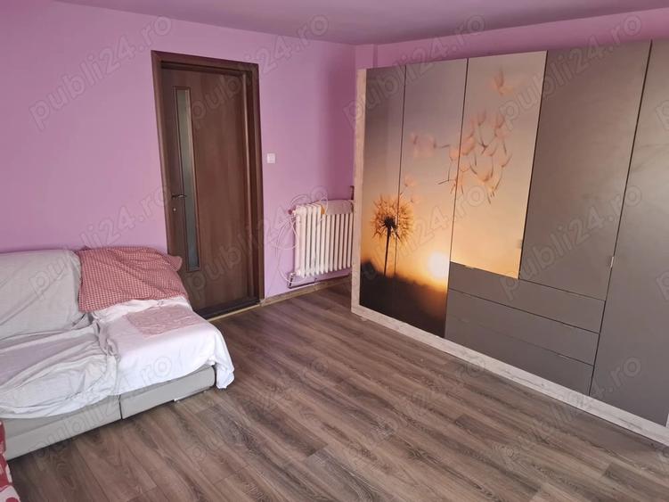 Vand casa ?i teren la poale de munte - 3