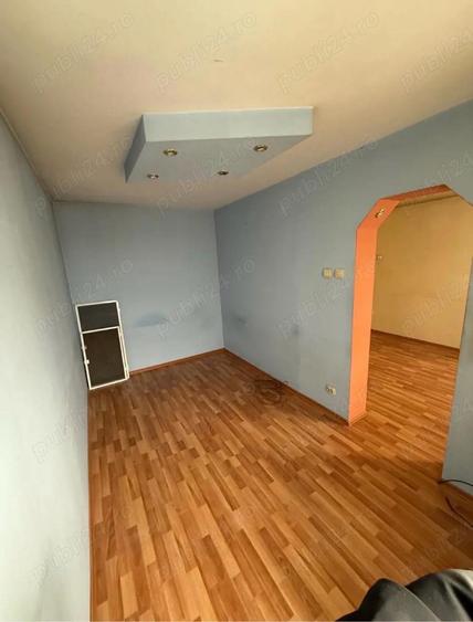 vand apartament 2 camere Stefanesti - 3