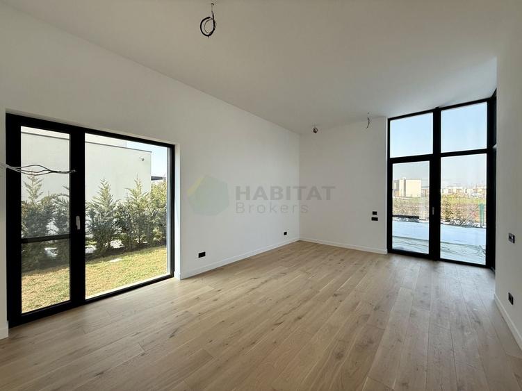 Duplex cu 4 camere cu Canalizare în Tunari