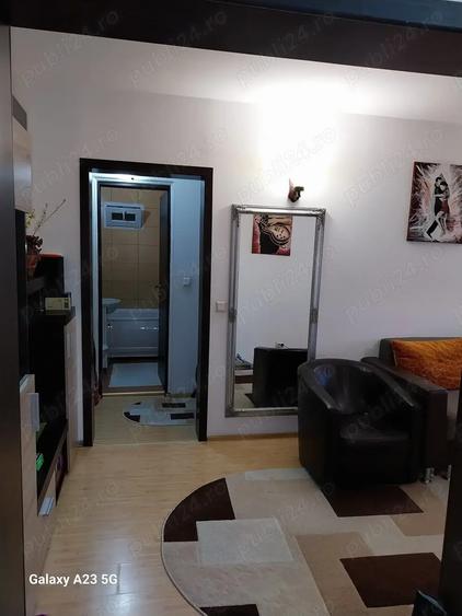 Apartament cu 3 camere decomandate - 1