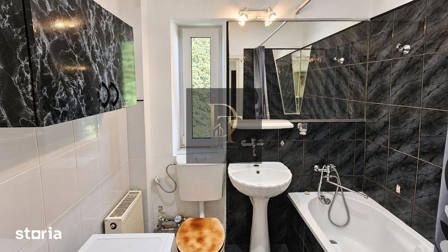 Apartament cu 2 camere decomandat în Schei