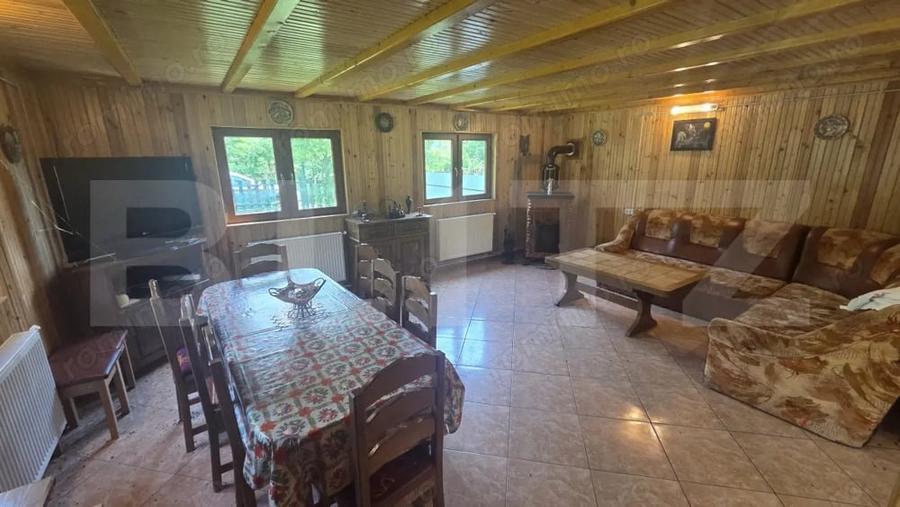 Cabana de poveste pe malul raului | Refugiu in natura, teren generos - 2