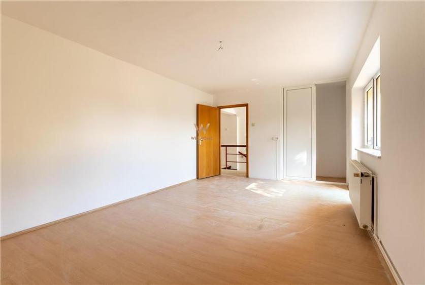 Duplex cu 4 camere cu Teren 225 Mp în Sub Arini