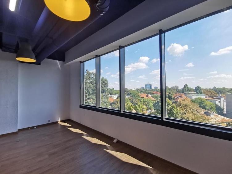 Spațiu comercial, de 160 mp, în Herăstrău