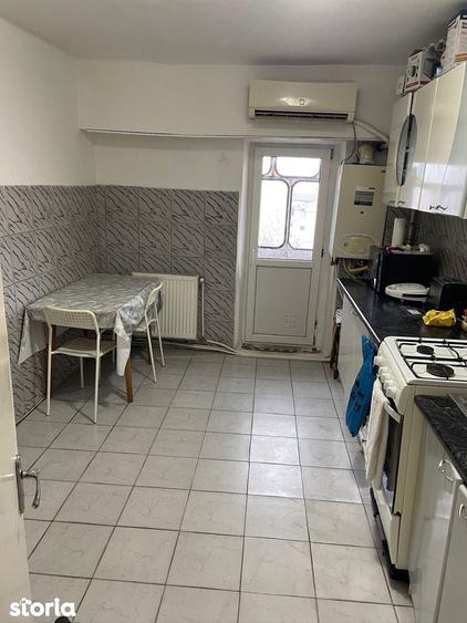 Apartament 3 camere, balcon, etaj 6, zona dr.Stanca - 6