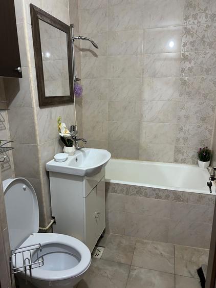 Inchiriez garsoniera - 7