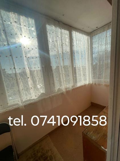 Inchiriez apartament 2 camere - 4