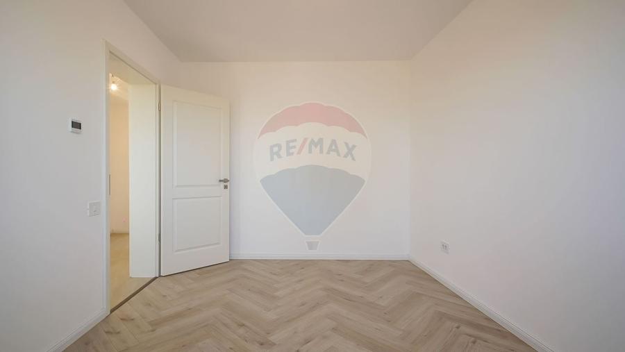 Casa / Vila cu 5 camere de vanzare - 17