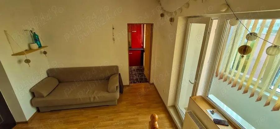 Apartament 3 camere la mansarda, zona Garii Brasov - 5