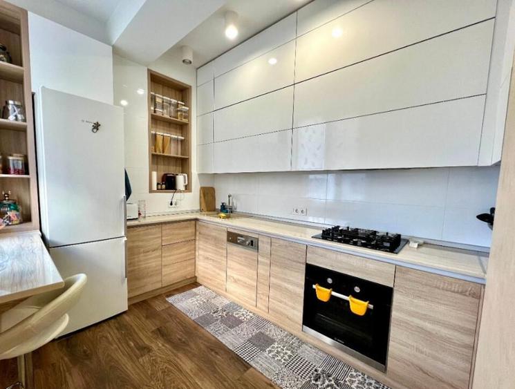 De inchiriat 3 camere zona Bulgaria - 3