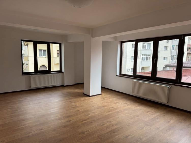 Spatiu de birouri - 6