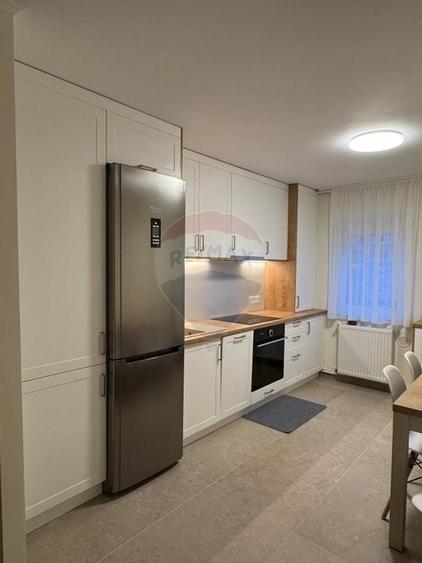 Apartament de inchiriat 3 camere plus Garaj complet RENOVAT - 5