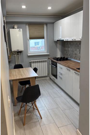 2 camere Mazepa 2 etaj intermediar renovate si mobilate - 7