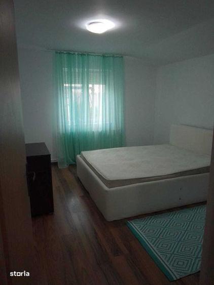 Inchiriez apartament 3 camere - 6