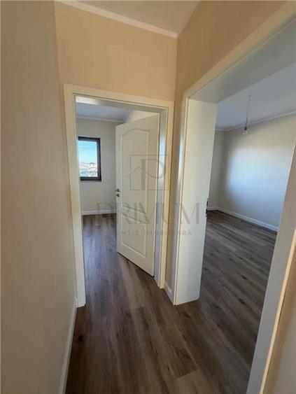 GIROC - DUPLEX - ZONA LINISTITA - 4 CAMERE - FINALIZAT - TEREN 336MP - 3