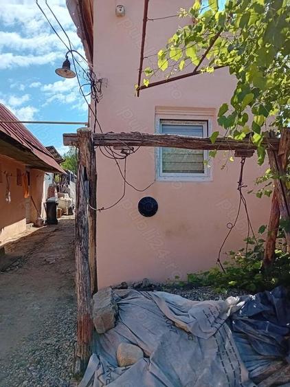 Vand casa i Com.Godinesti - 3