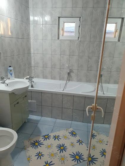 Inchiriez apartament in calarasi - 4