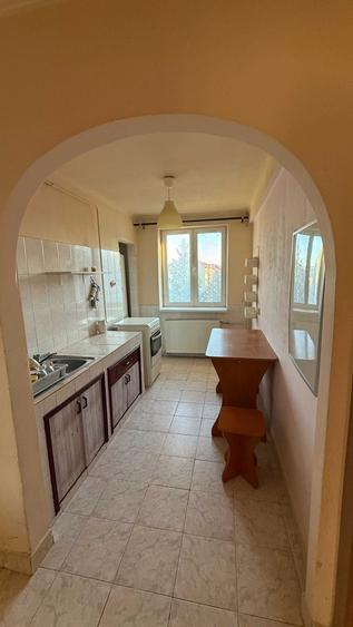 Apartament 2 camere decomandat zona nord Calea lui Traian - 7