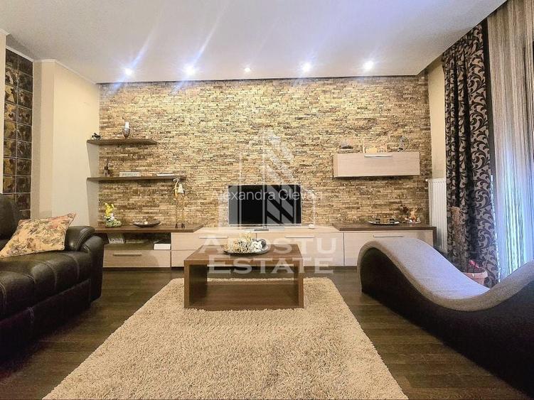 Apartament 3 camere Boul Rosu cu loc de parcare