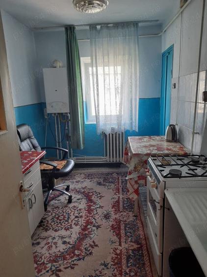 Vand apartament cu 2 camere, semidecomandat, Barlad, jud. Vaslui - 4
