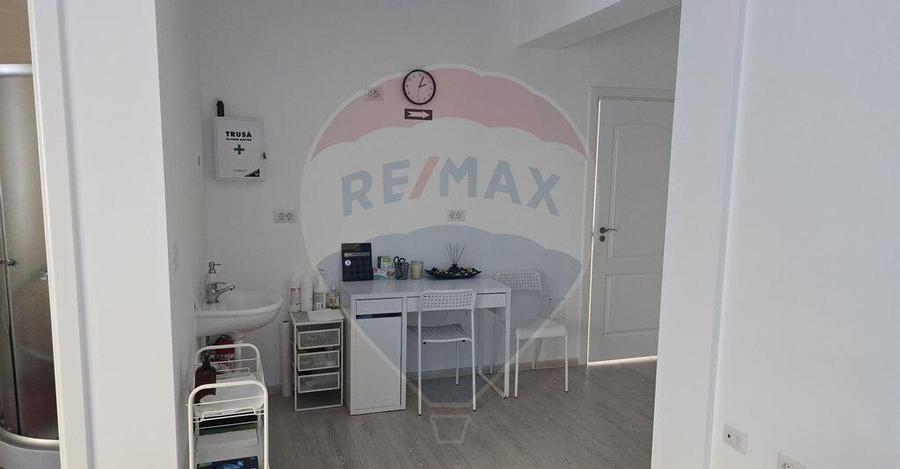 Spa?iu de birouri in Radauti de 105mp de inchiriat - 9