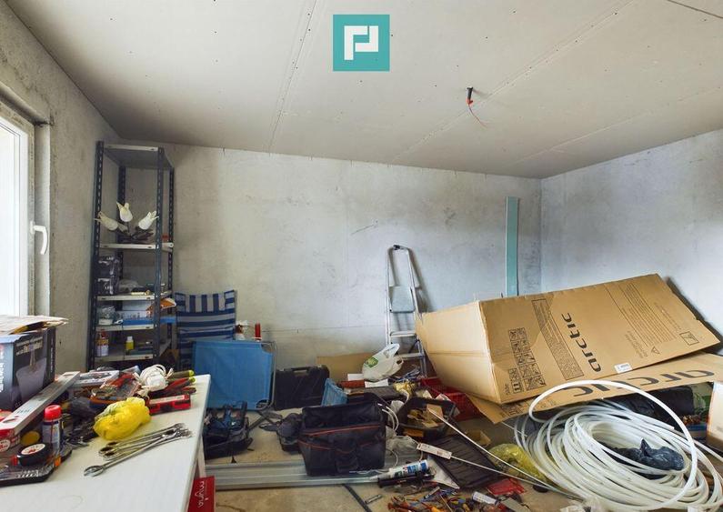 Casa cu 4 camere + anexe in ?ofronea - 4