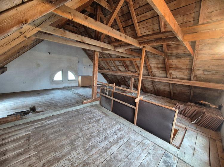 De vânzare: Casă modernă cu 200 mp utili și 600 mp teren în Andrei Mureșanu - 9