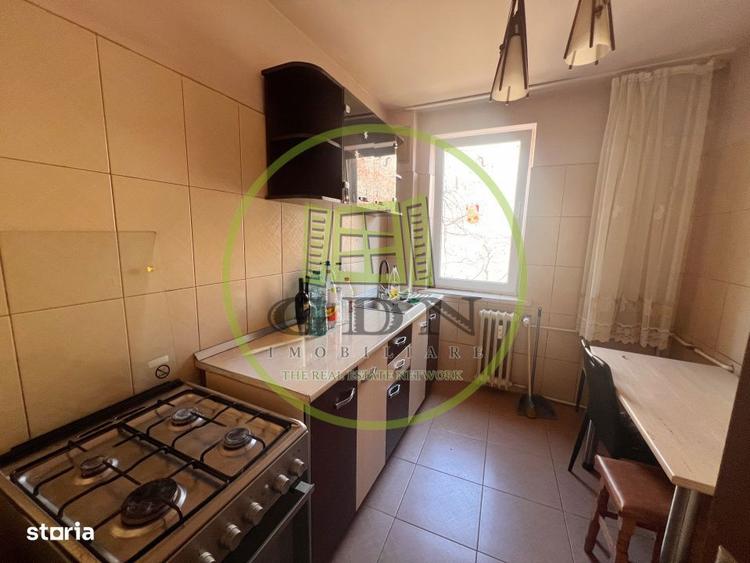 Apartament 2 camere, semidecomandat, cartier Sarari, zona Spania - 3